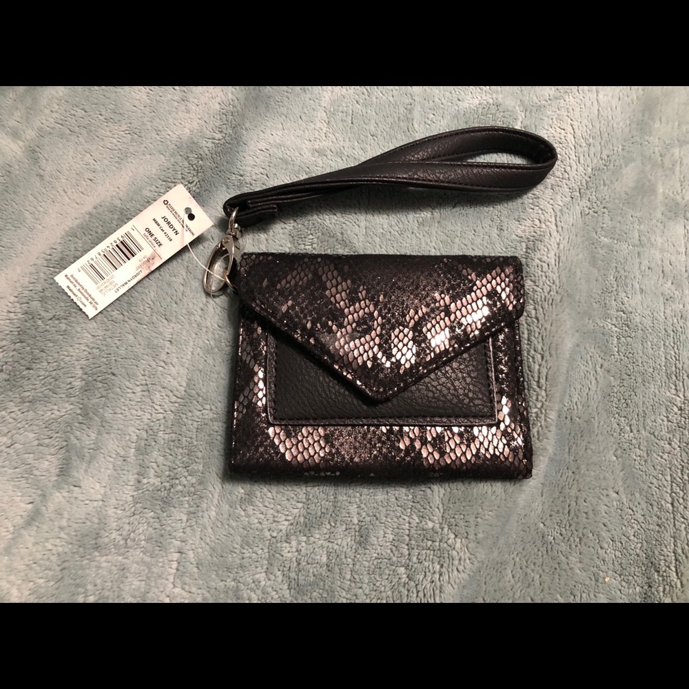 Snakeskin print wristlet